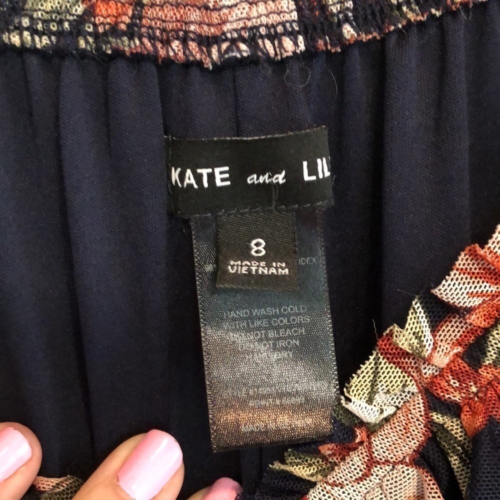 Kate and Lily floral tiered long sleeve dress size 8 - Picture 5 of 6
